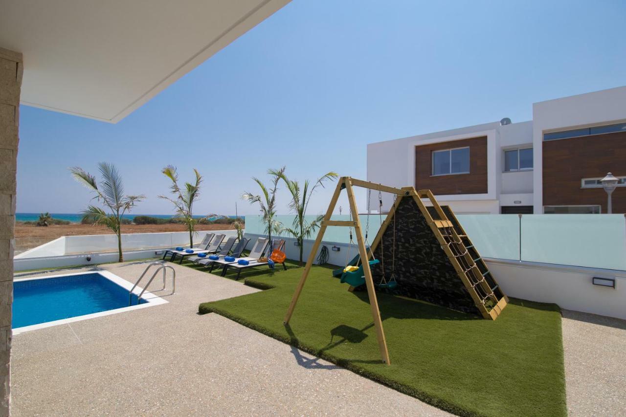 Villa Lynn Boutique Beachfront Ayia Napa Exteriör bild